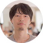 安達 隆